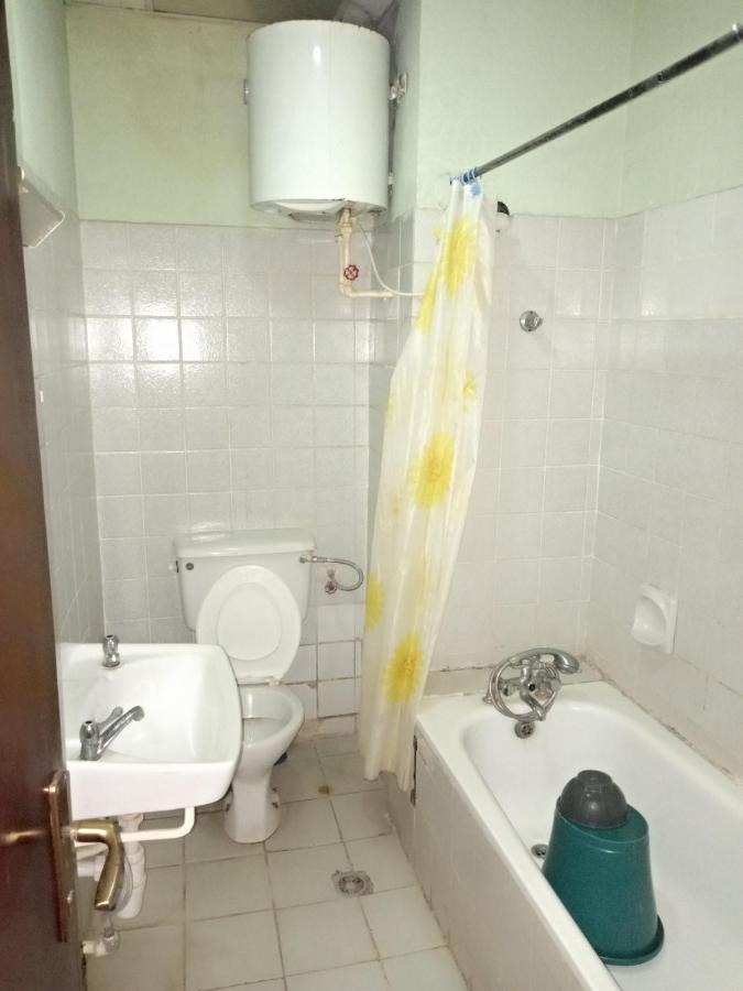 Weaver'S Hotel Абуджа Экстерьер фото